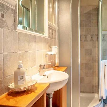 Fenice - Elegant Villa