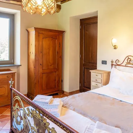 Fenice - Elegant Villa Borgo a Mozzano